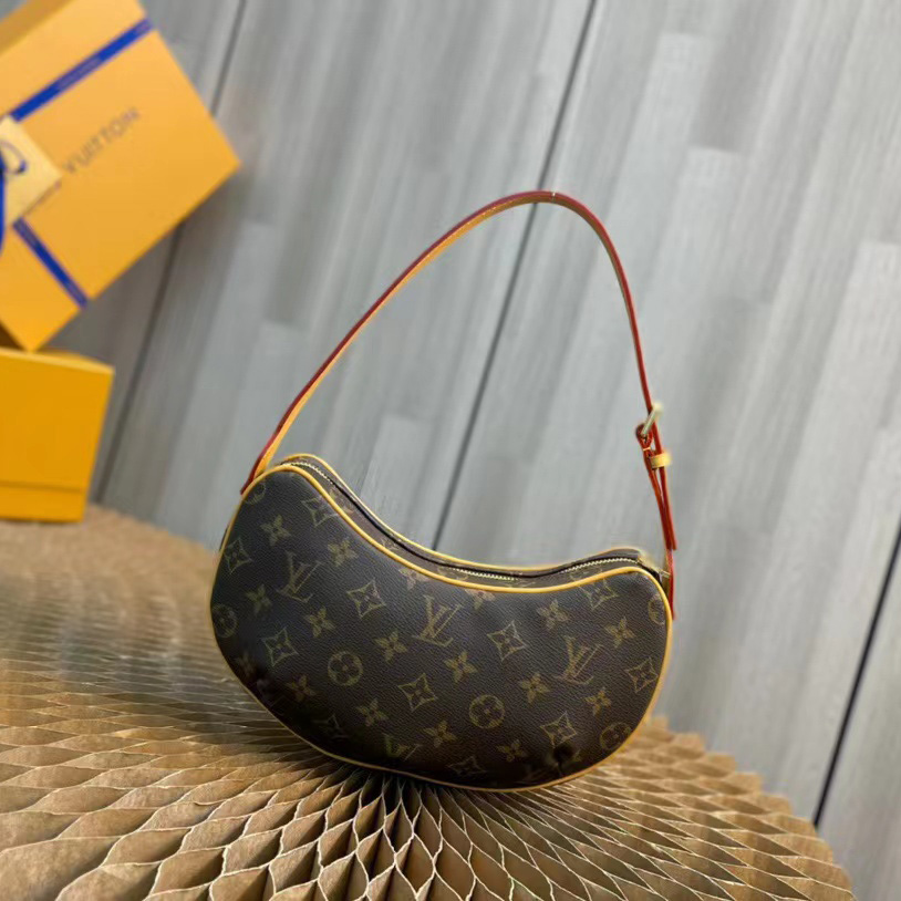 Louis Vuitton Pochette Croissant Handbag(27-13-7cm)     M51510 - PerfectKickZ