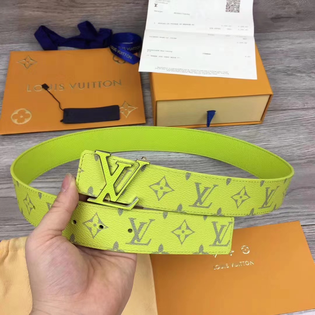 Louis Vuitton Intiales Reversible 40MM      - PerfectKickZ