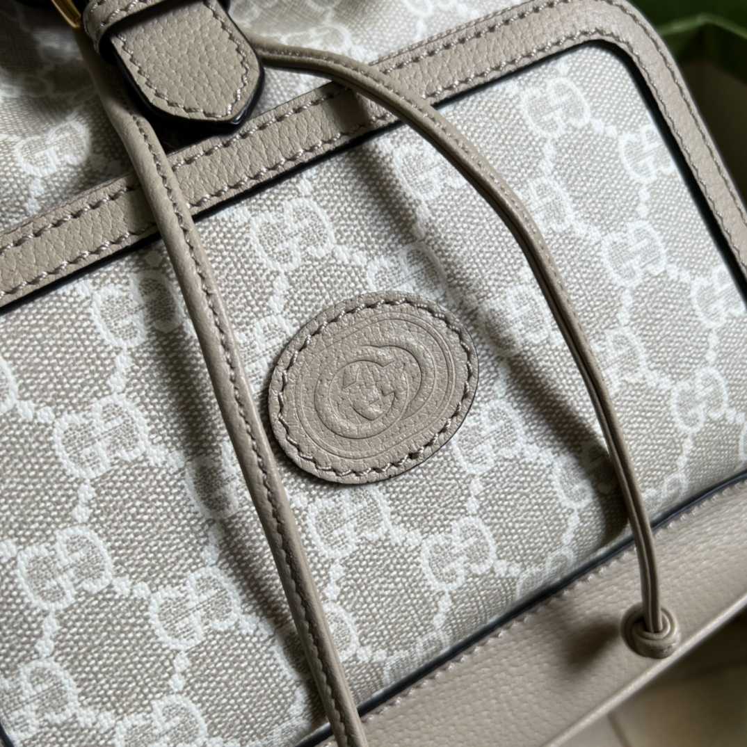 Gucci Backpack With Interlocking G(26.5- 30- 13cm) - 
