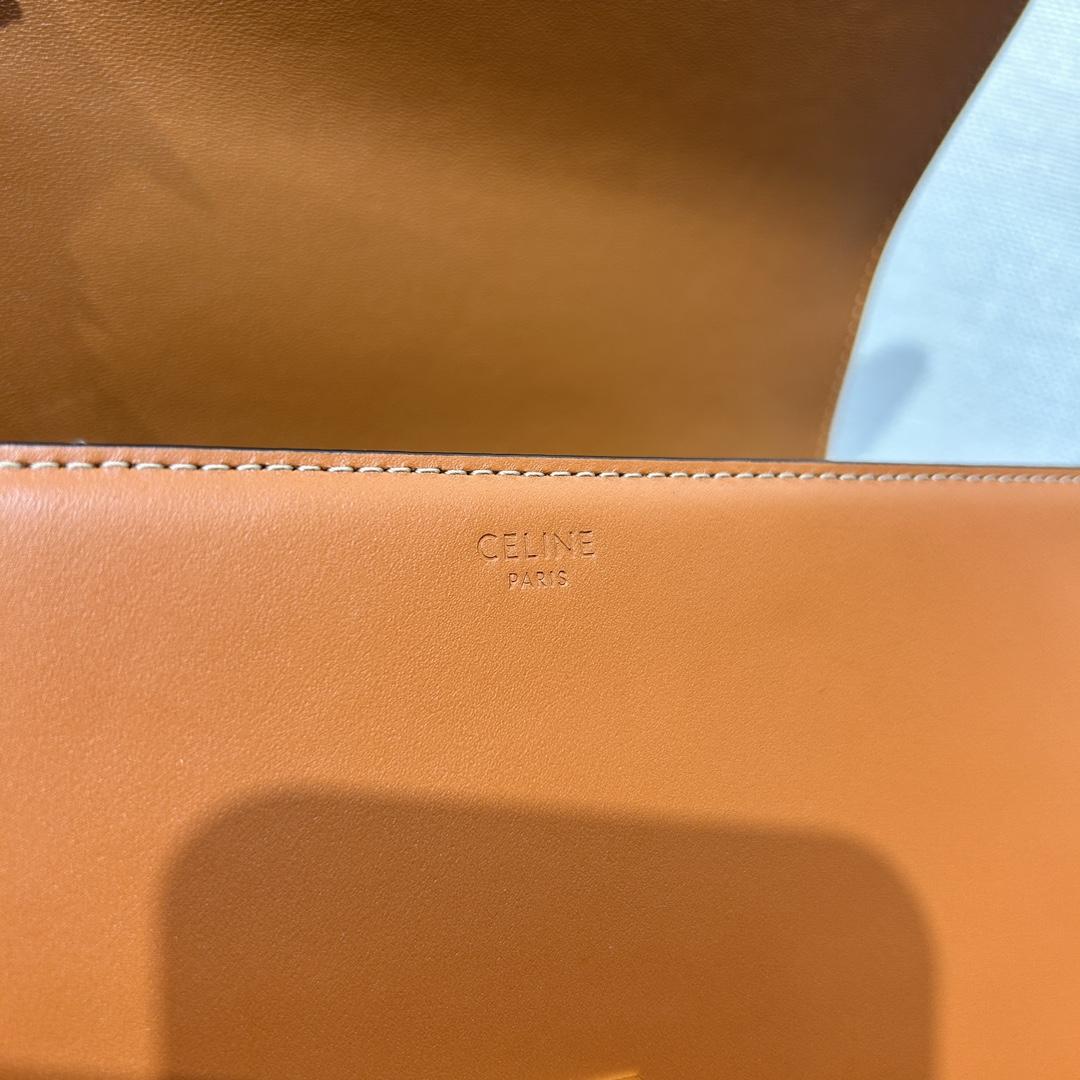 Celine Classique Triomphe Bag In Natural Calfskin     - 