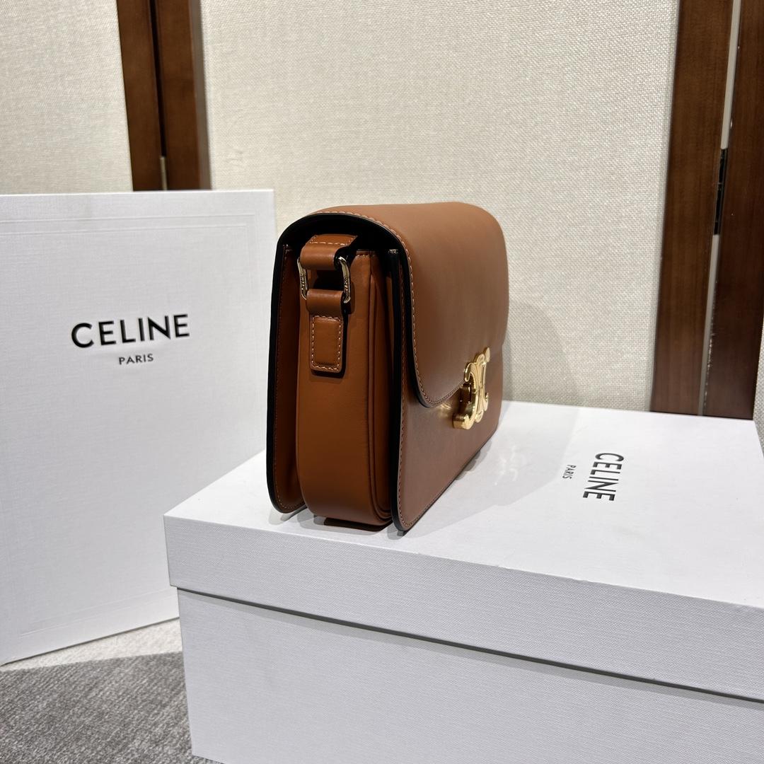Celine Classique Triomphe Bag In Natural Calfskin     - 