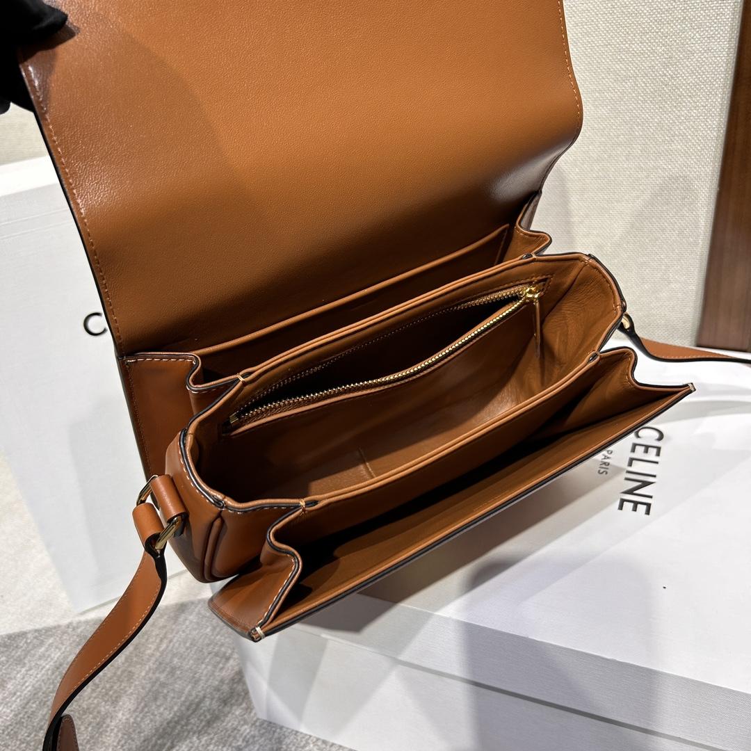 Celine Classique Triomphe Bag In Natural Calfskin     - 