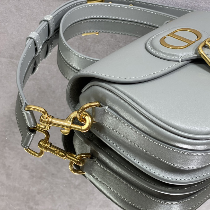 Dior Small Dior Bobby Bag(18-14-5cm) - 