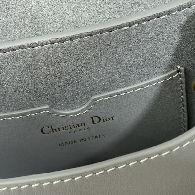 Dior Small Dior Bobby Bag(18-14-5cm) - 