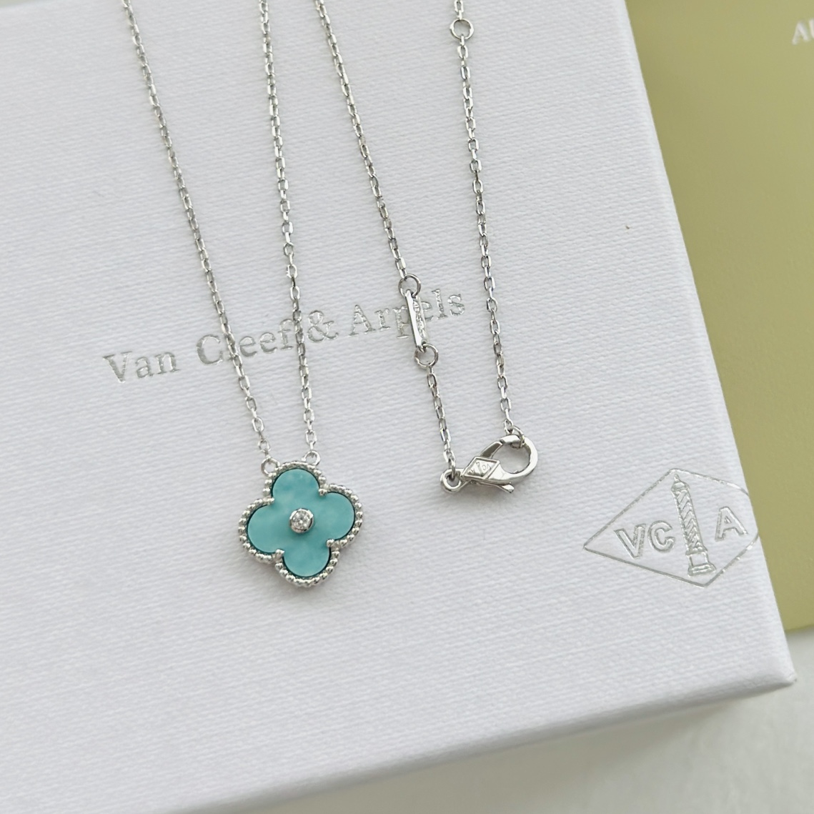 Van Cleef & Arpels Necklace - PerfectKickZ