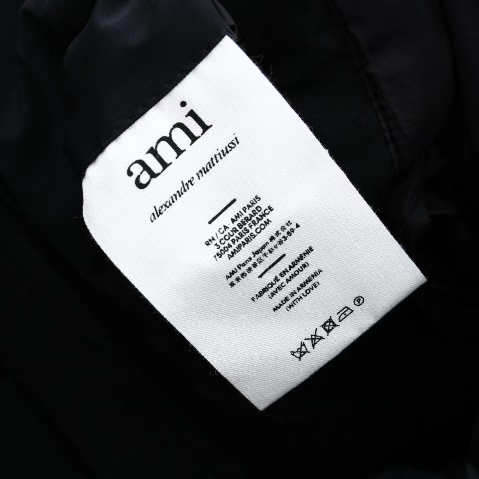 Ami Paris Ami de Coeur-patch padded jacket - PerfectKickZ