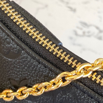 Louis Vuitton Easy Pouch On Strap  (19-11.5-3cm) M80349 - PerfectKickZ