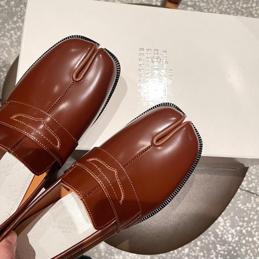 Maison Margiela Tabi Loafers - PerfectKickZ
