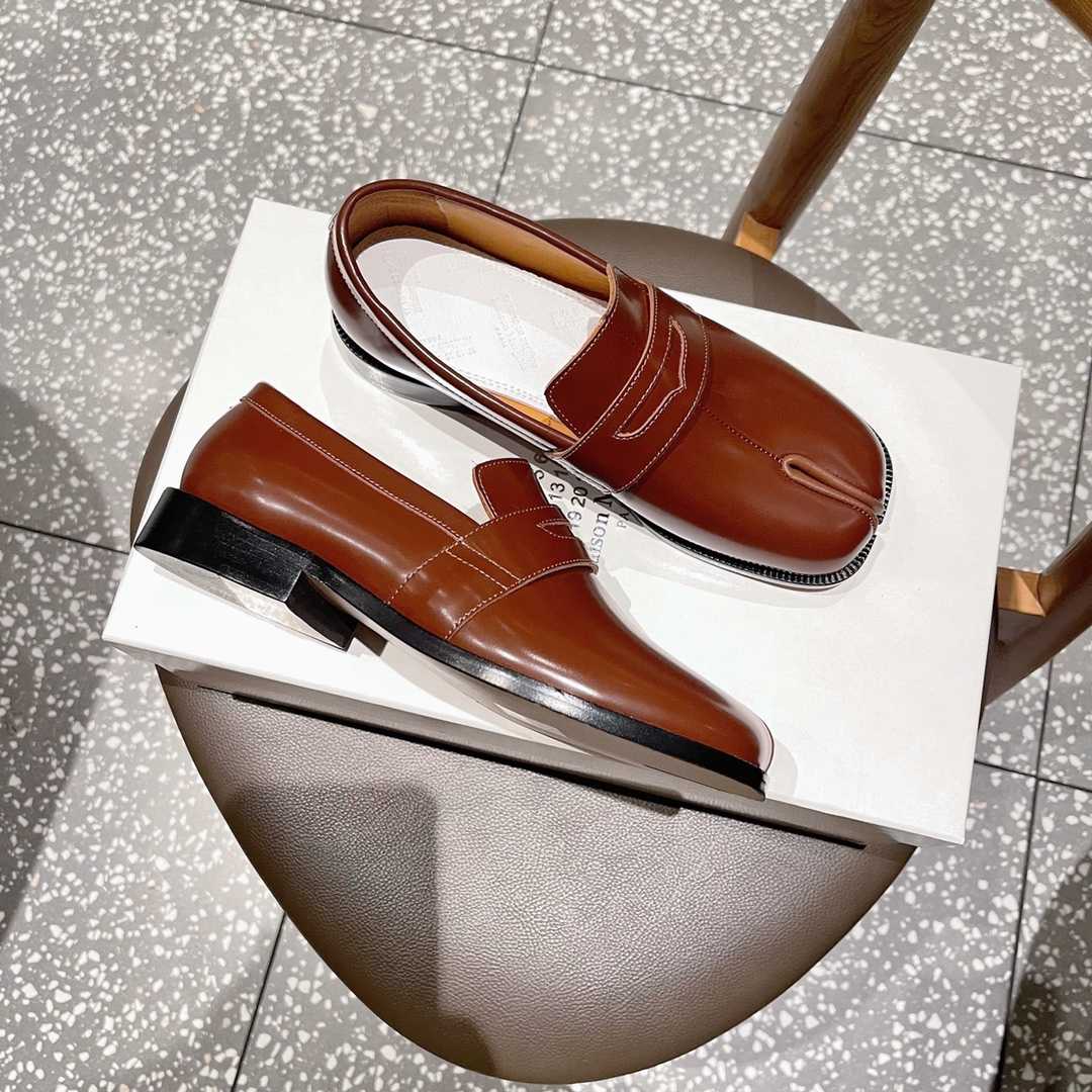 Maison Margiela Tabi Loafers - PerfectKickZ