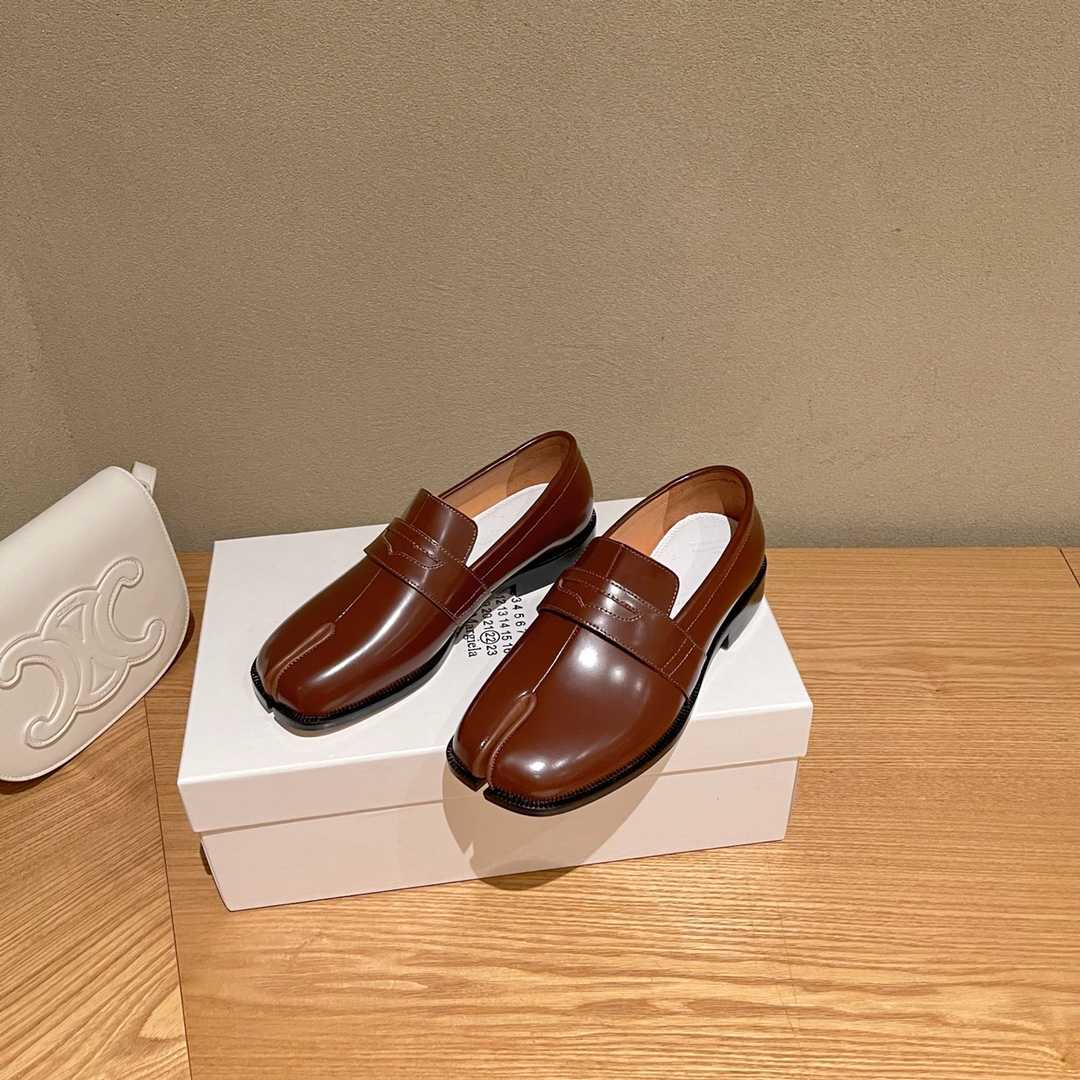Maison Margiela Tabi Loafers - PerfectKickZ