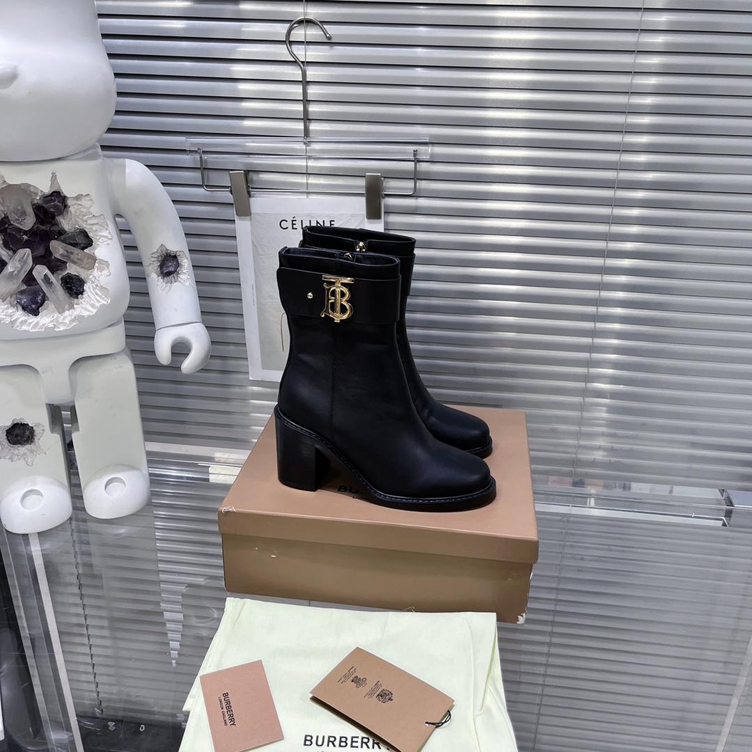 Burberry Leather Boots - PerfectKickZ