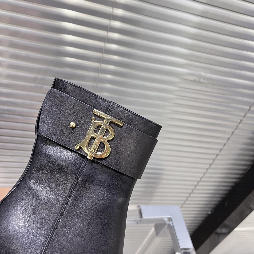 Burberry Leather Boots - PerfectKickZ