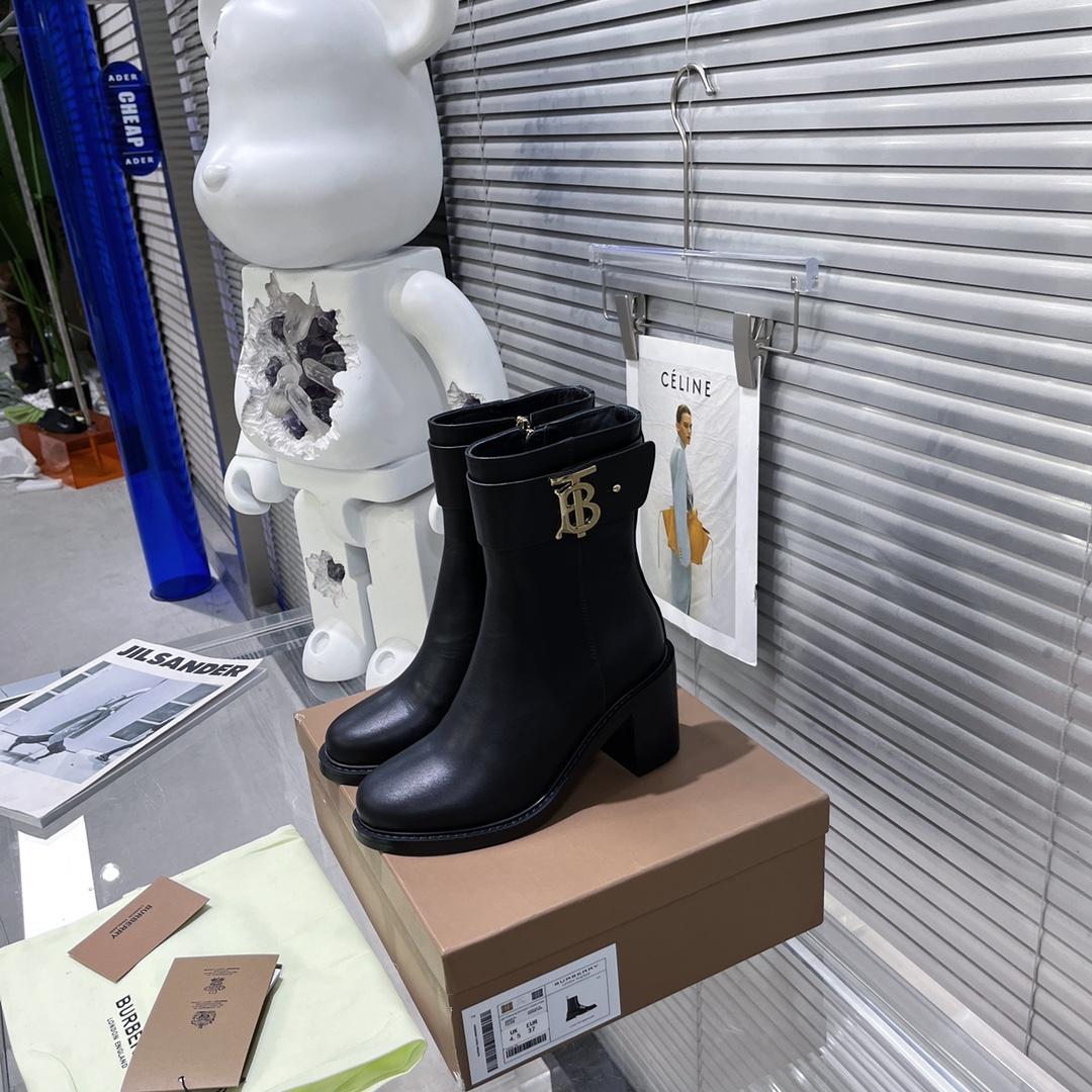 Burberry Leather Boots - PerfectKickZ