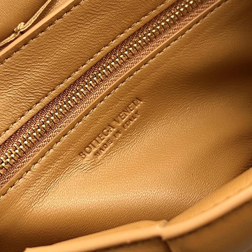 Bottega Veneta Small Padded Cassette - PerfectKickZ