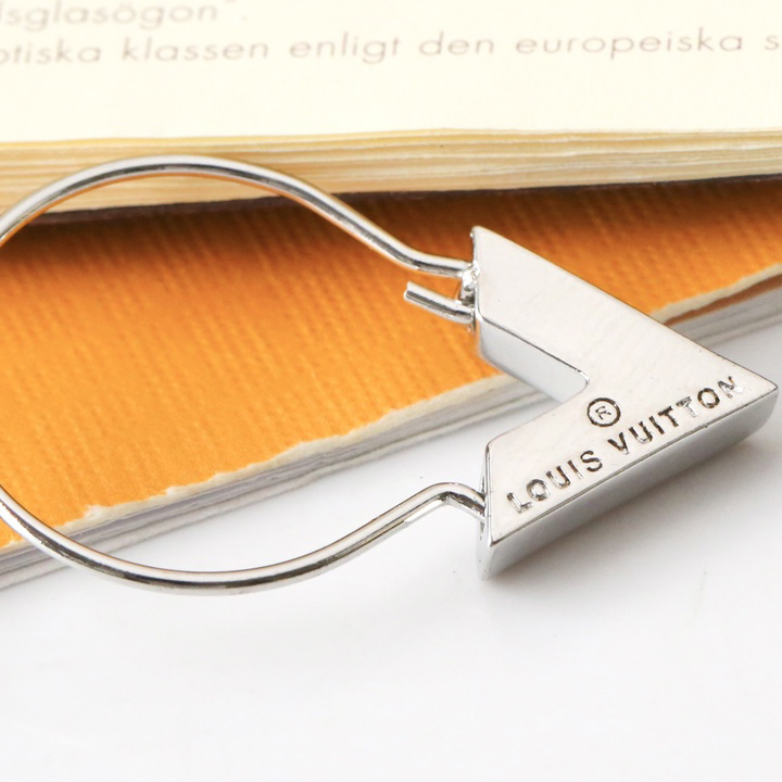 Louis Vuitton Essential V Hoops   M61088 - PerfectKickZ