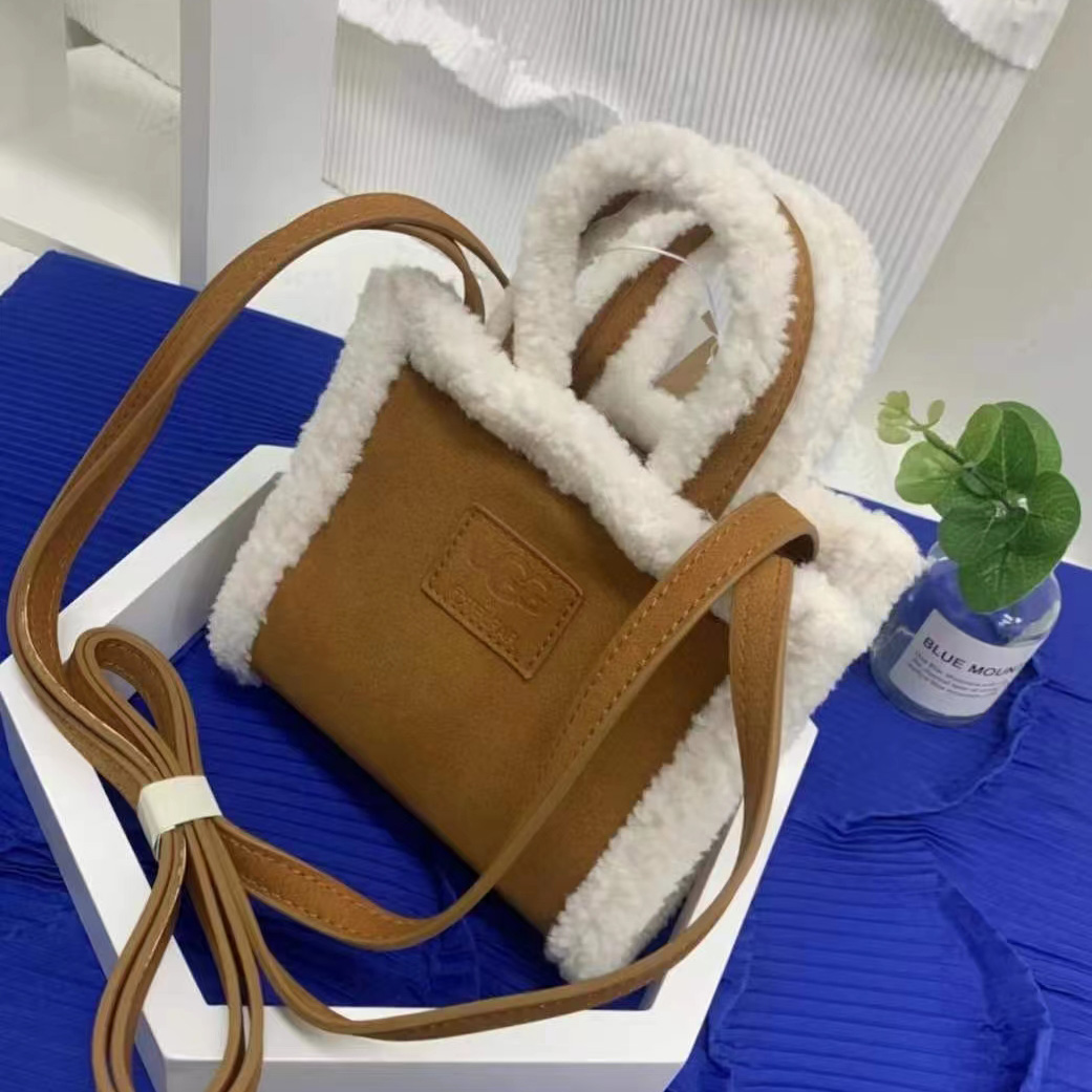 Telfar x UGG Shopping Bag(17-12-8cm)   - PerfectKickZ