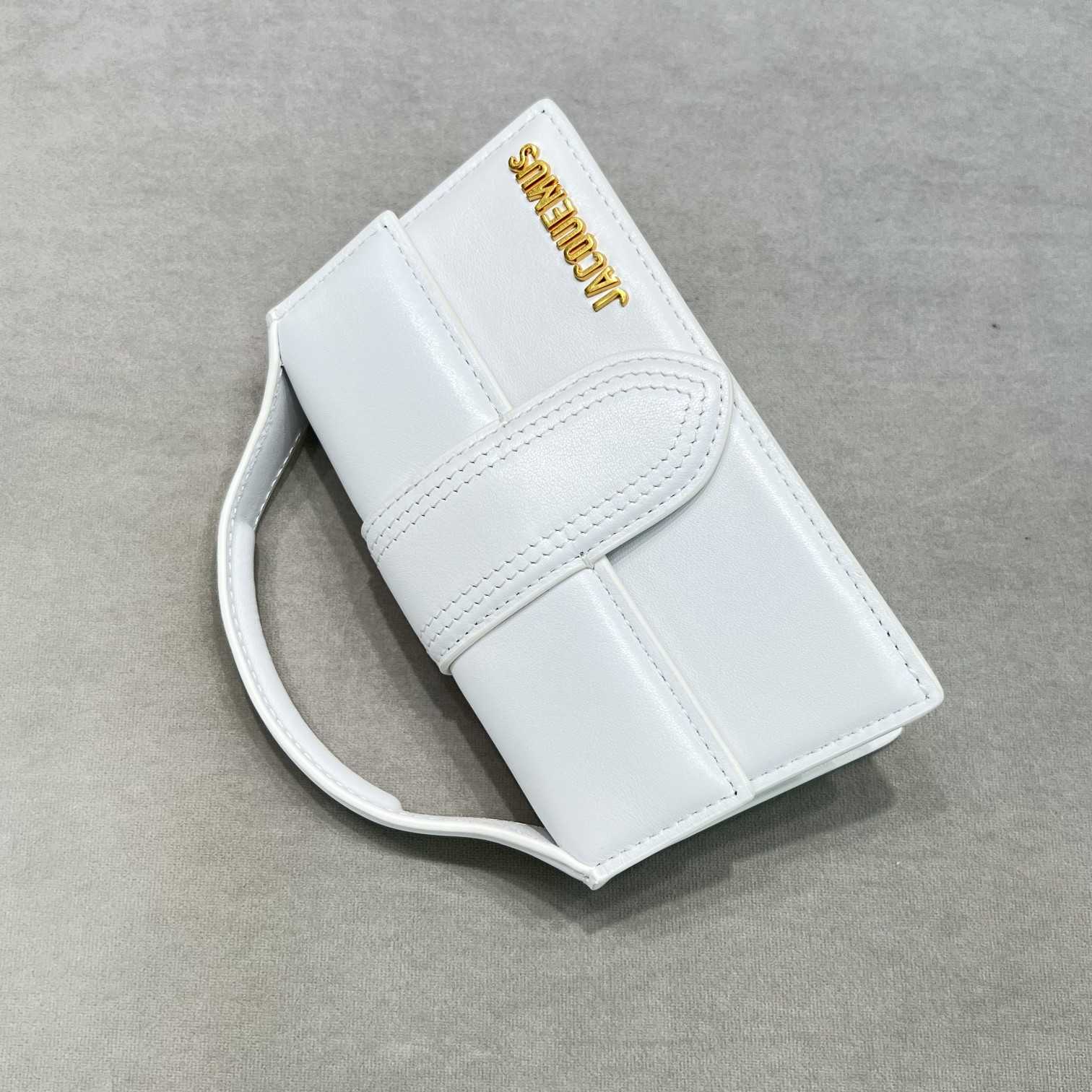 Jacquemus Le Bambino Small Handbag With Adjustable Crossbody Strap(18-6-7cm) - PerfectKickZ