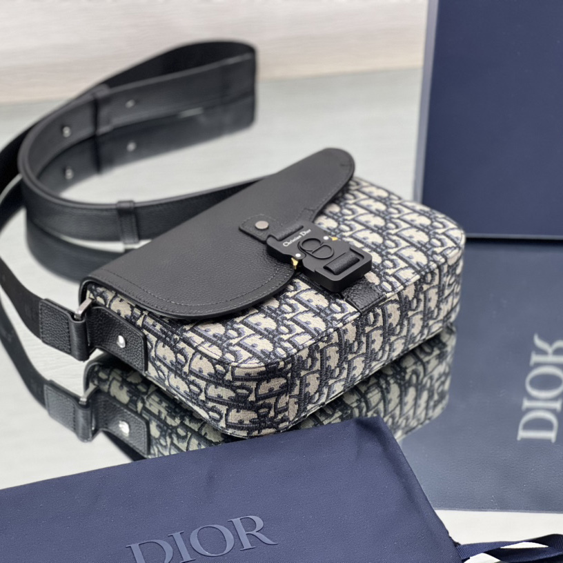 Dior Mini Saddle Bag With Strap(23-18-6 cm) - PerfectKickZ