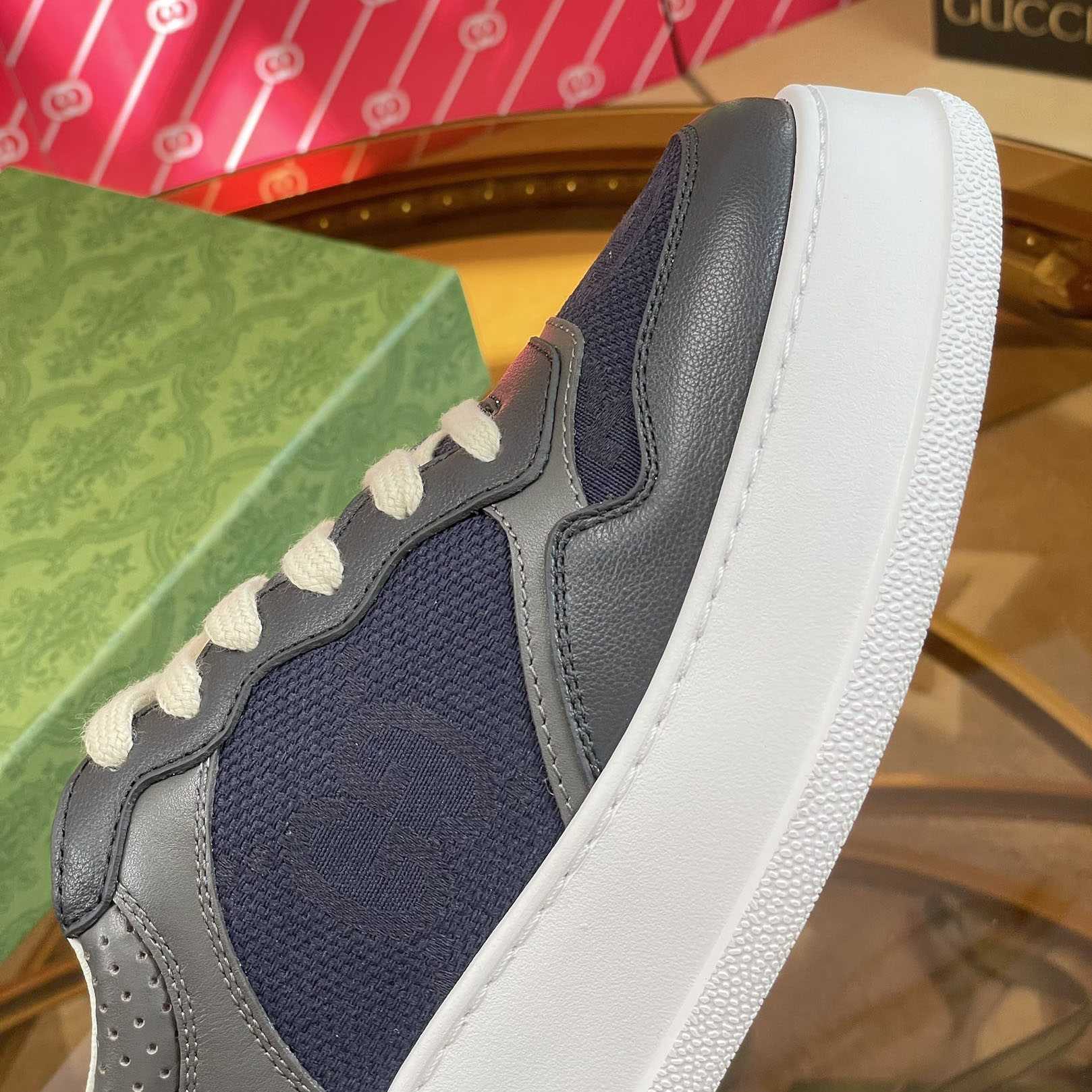 Gucci Women's GG Sneaker - PerfectKickZ