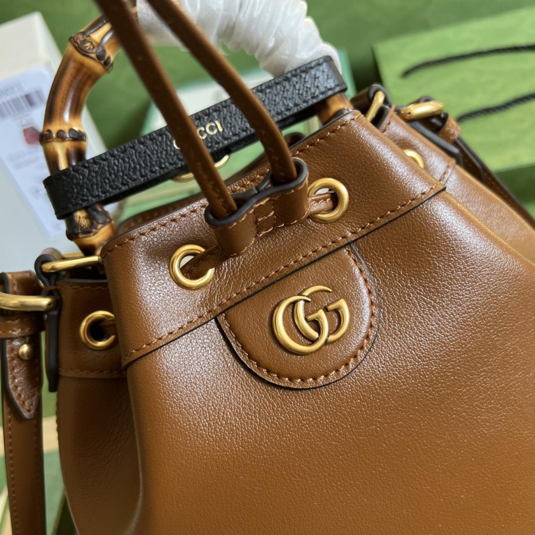 Gucci Diana Small Bucket Bag (23.5-38-10.5cm) - PerfectKickZ