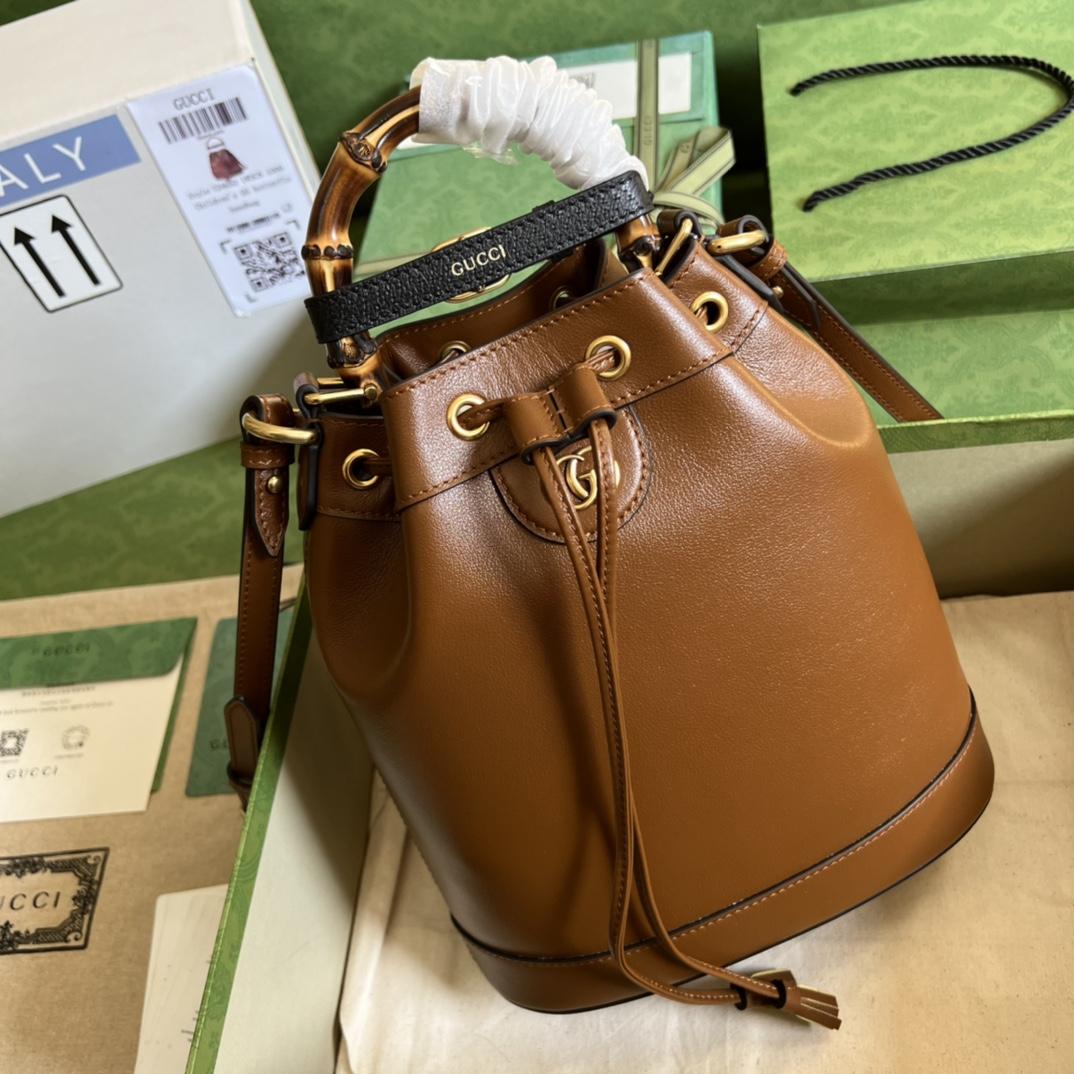 Gucci Diana Small Bucket Bag (23.5-38-10.5cm) - PerfectKickZ