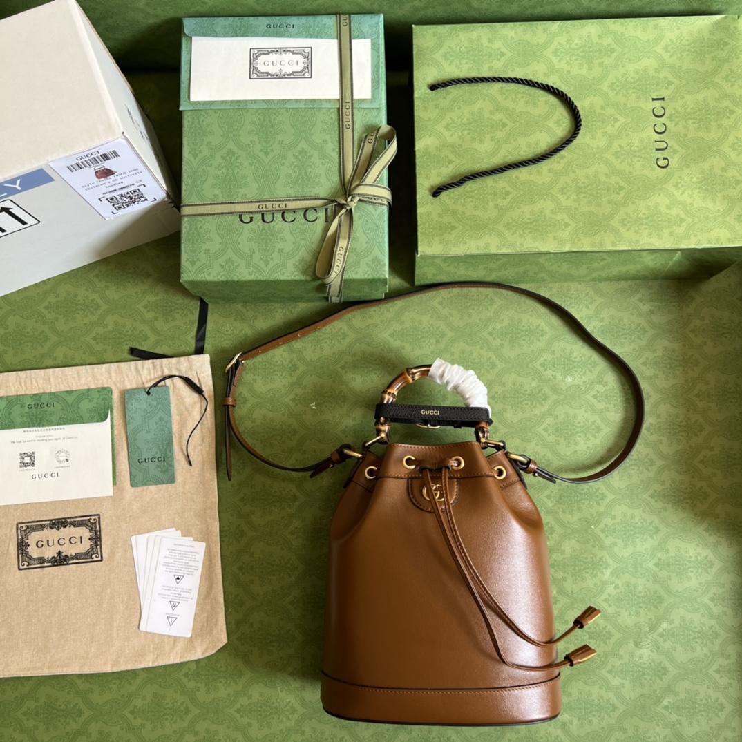 Gucci Diana Small Bucket Bag (23.5-38-10.5cm) - PerfectKickZ