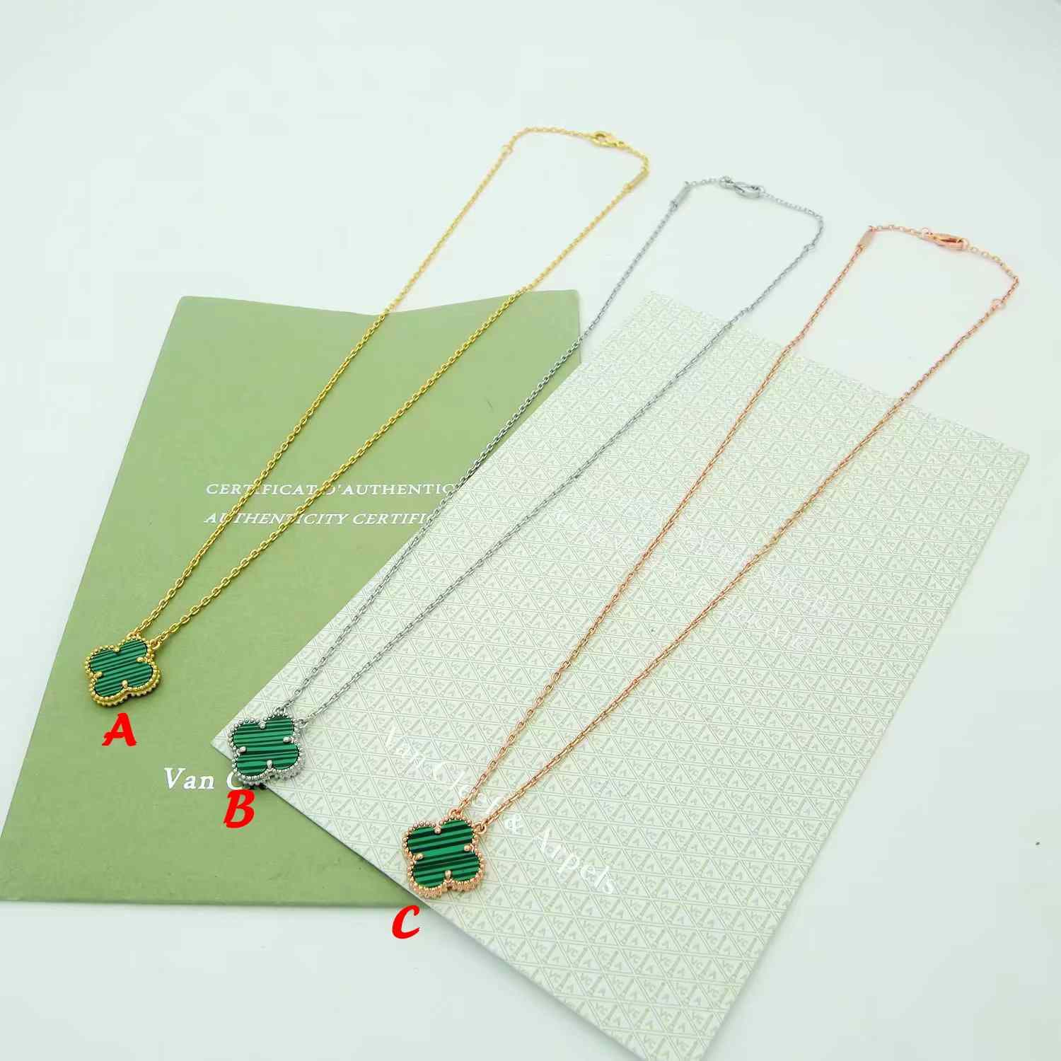 Van Cleef & Arpels Necklace - PerfectKickZ