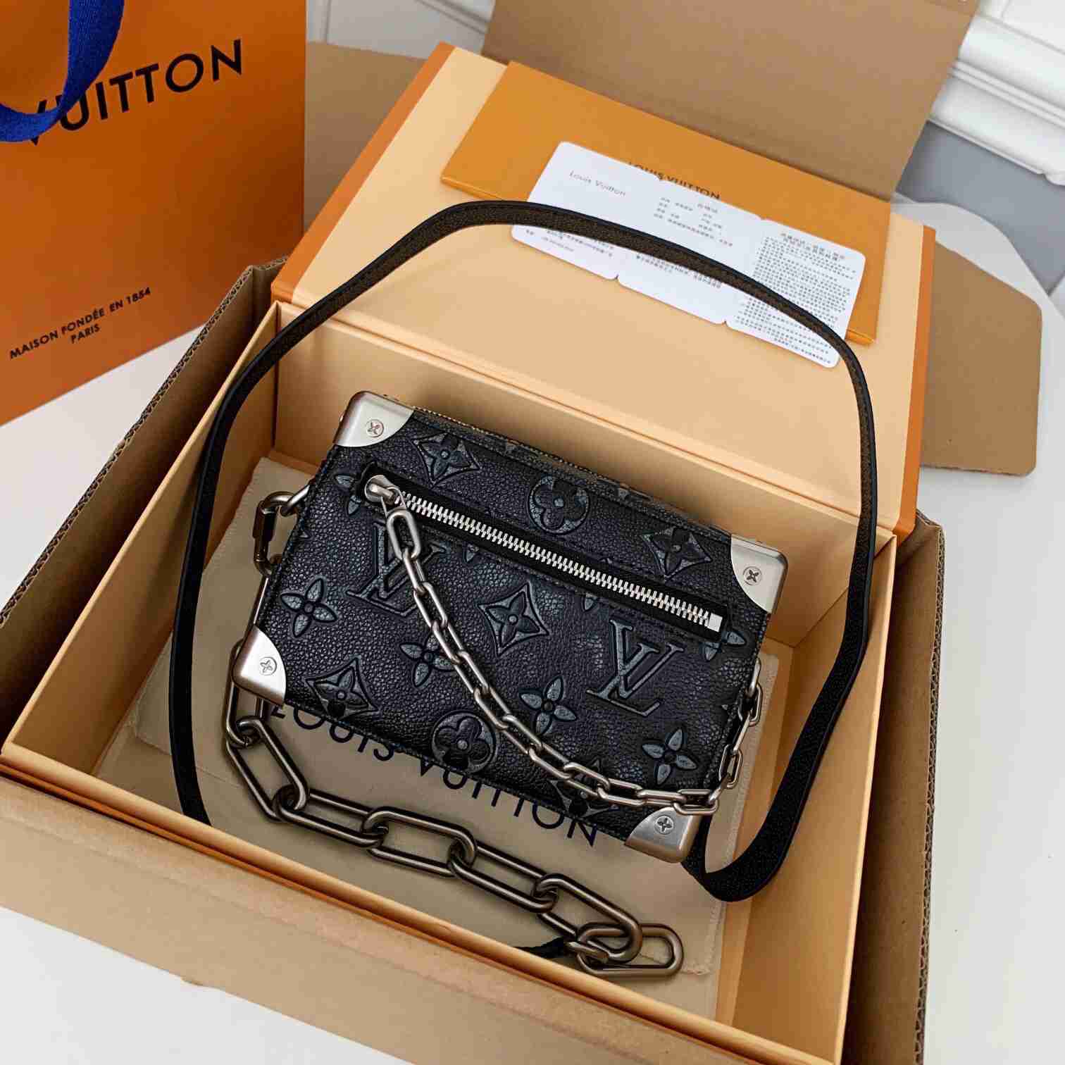 Louis Vuitton Mini Soft Trunk(18.5-13-8CM)   - PerfectKickZ