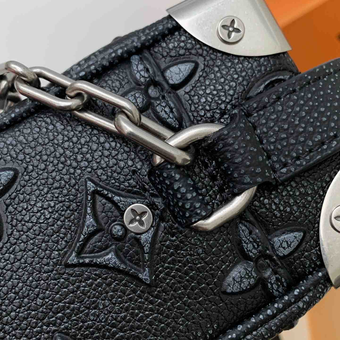 Louis Vuitton Mini Soft Trunk(18.5-13-8CM)   - PerfectKickZ
