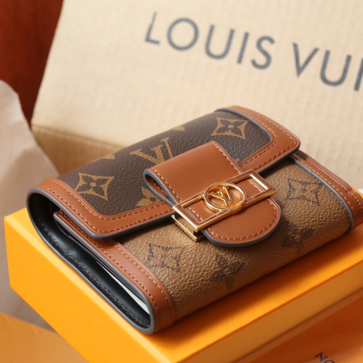 Louis Vuitton Dauphine Compact Wallet (12-9.5-3.5cm)   M68725 - PerfectKickZ