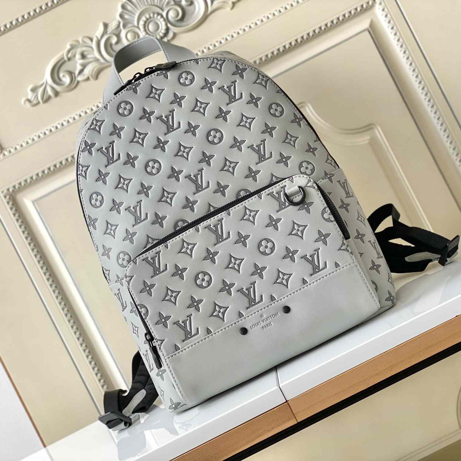 Louis Vuitton Backpack (33-41-18cm)  M46105 - PerfectKickZ