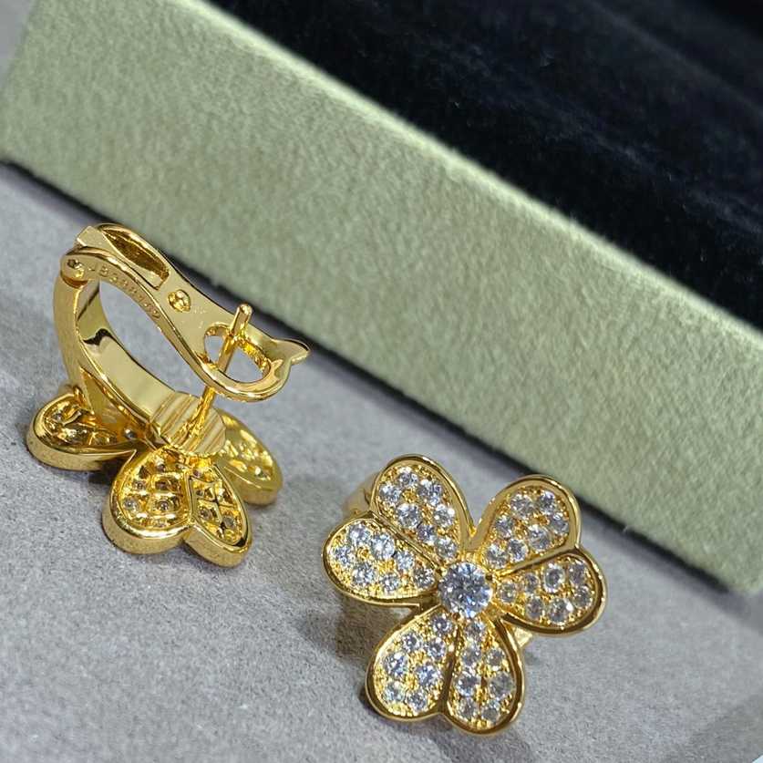 Van Cleef & Arpels Earrings - PerfectKickZ