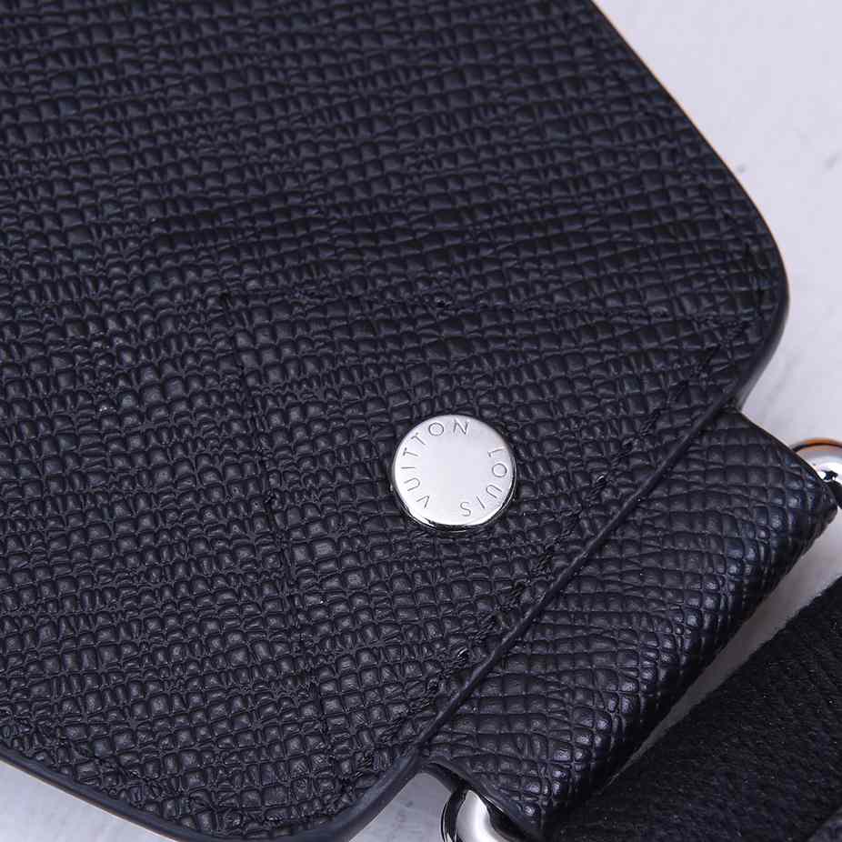 Louis Vuitton Avenue Sling Bag(20-31-10cm)   M30443 - PerfectKickZ