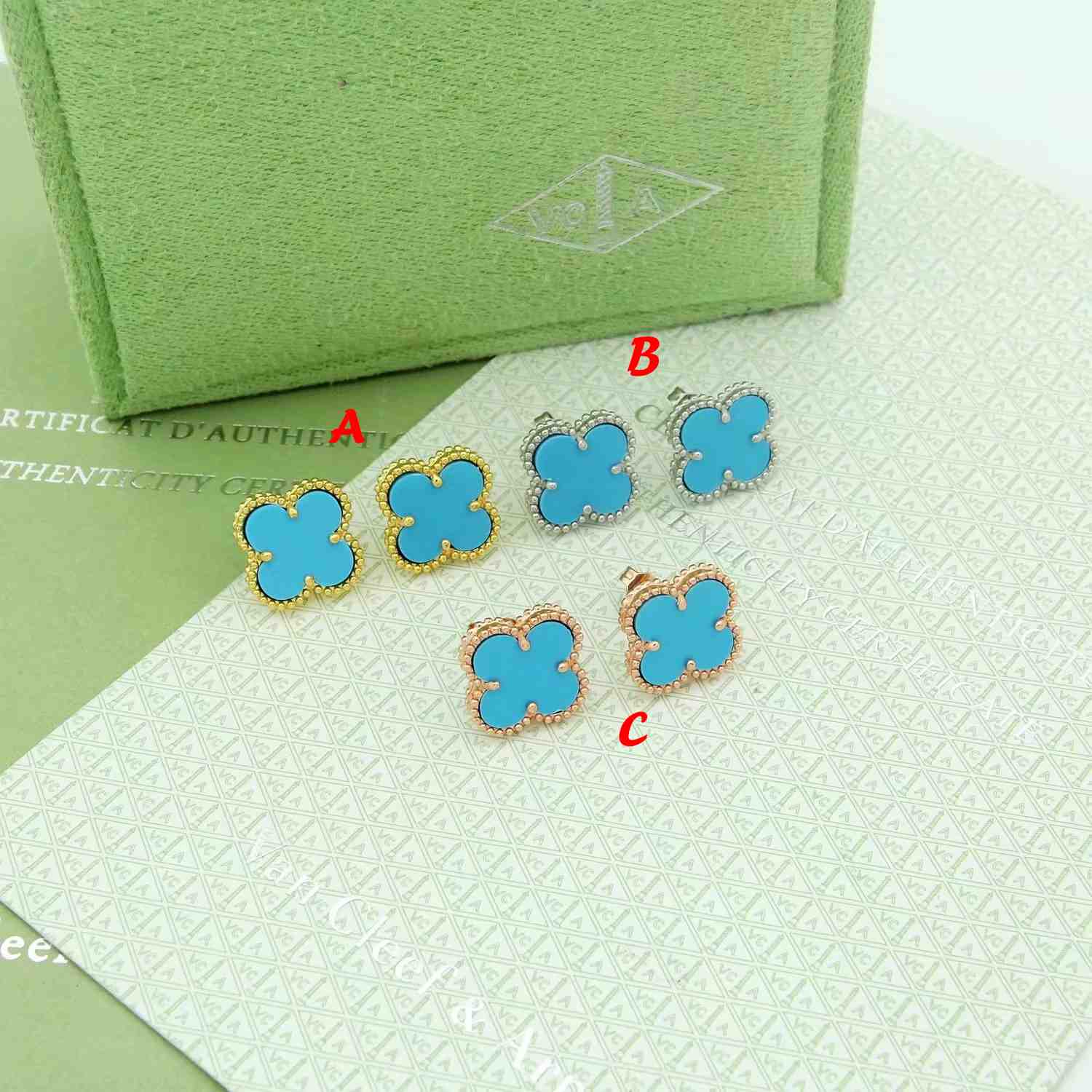 Van Cleef & Arpels Earrings - PerfectKickZ