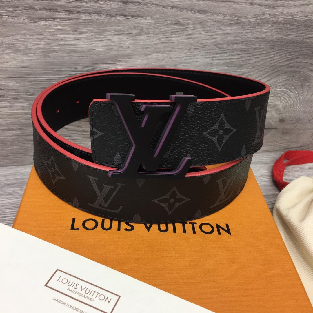 Louis Vuitton LV Broken 40MM Reversible Belt - PerfectKickZ