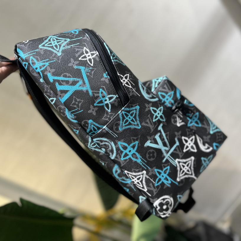 Louis Vuitton Discovery Backpack(30-40-20cm)  M21395 - PerfectKickZ