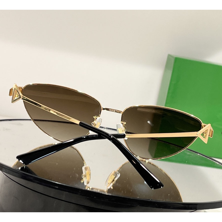 Bottega Veneta Turn Cat-Eye Sunglasses    BV1186S - PerfectKickZ