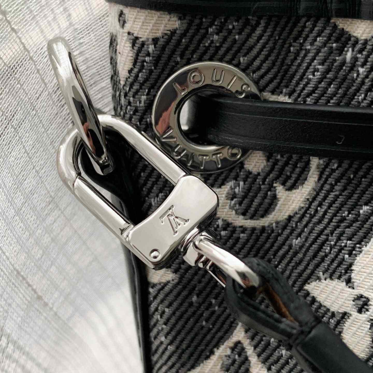 Louis Vuitton Nano Noe(13-16-10m) - PerfectKickZ
