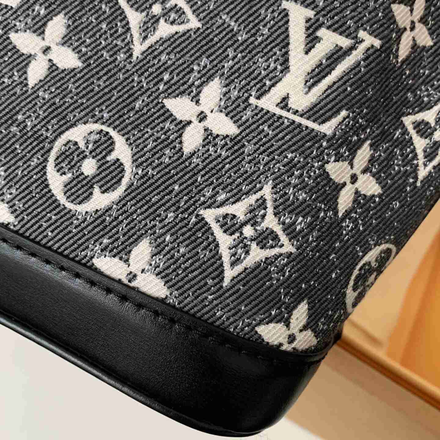 Louis Vuitton Nano Noe(13-16-10m) - PerfectKickZ
