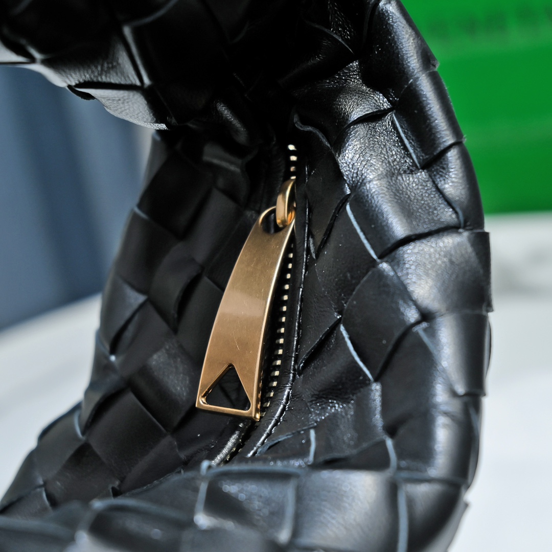 Bottega Veneta Mini Jodie Intrecciato Leather Top Handle Bag(28-23-8cm) - PerfectKickZ