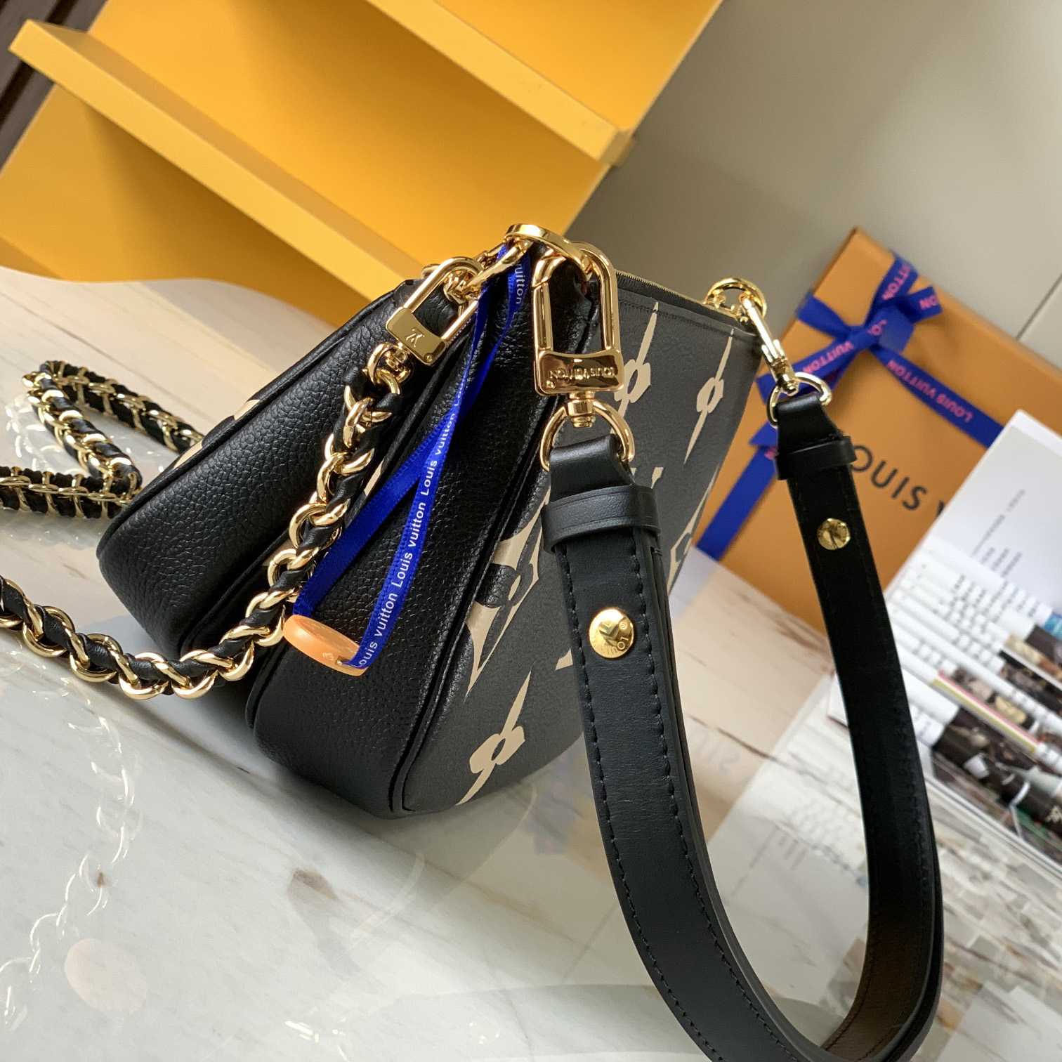 Louis Vuitton Multi Pochette Accessoires(25 x 14.5 x 4.5cm) M45777 - PerfectKickZ