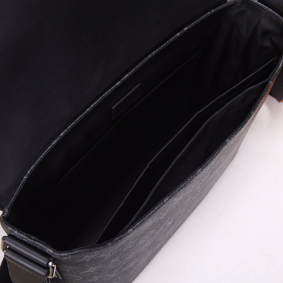 Louis Vuitton Monogram Shoulder Bag (31x27x8CM)   M44001 - 