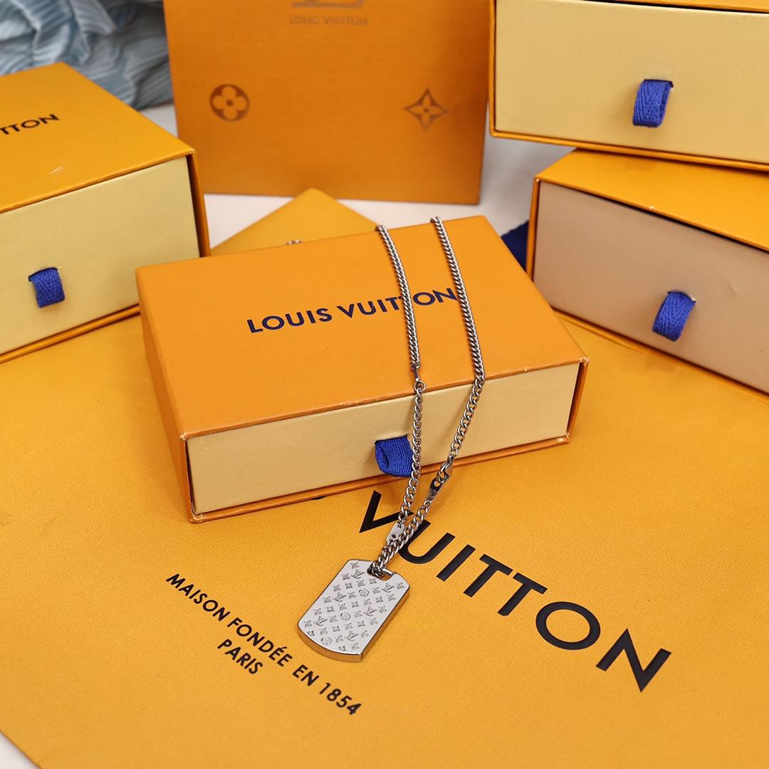 Louis Vuitton LV Shades Locket Pendent     M00883 - PerfectKickZ
