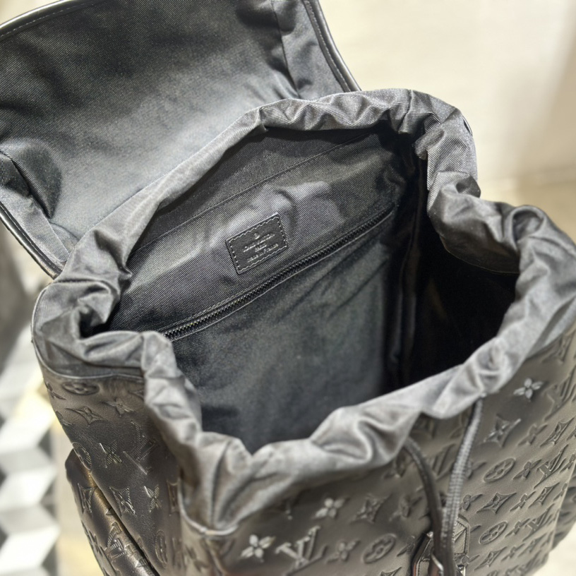 Louis Vuitton Discovery Backpack GM(35-54.5-19cm)  M43680 - PerfectKickZ