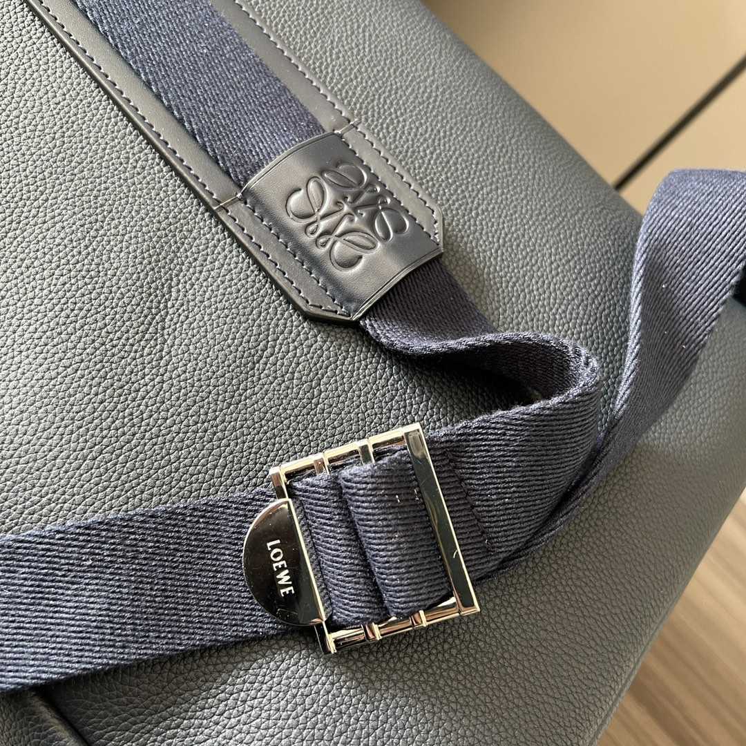 Loewe Military Backpack In Soft Grained Calfskin - 