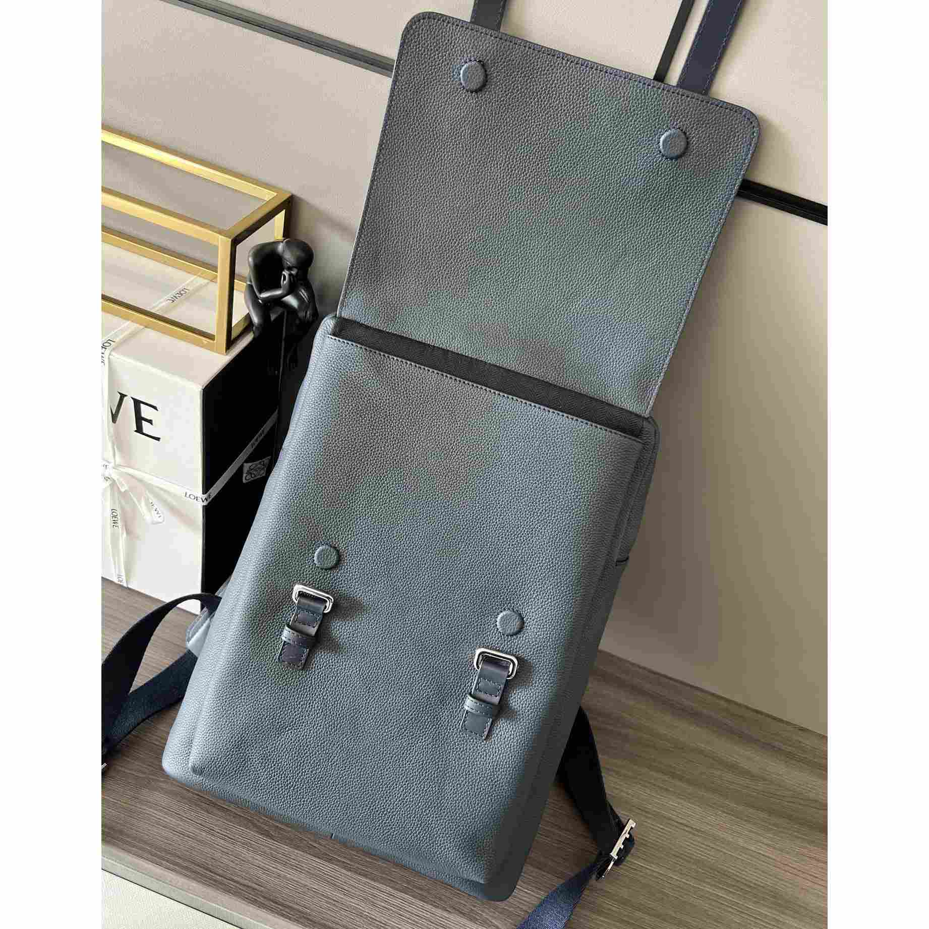 Loewe Military Backpack In Soft Grained Calfskin - 