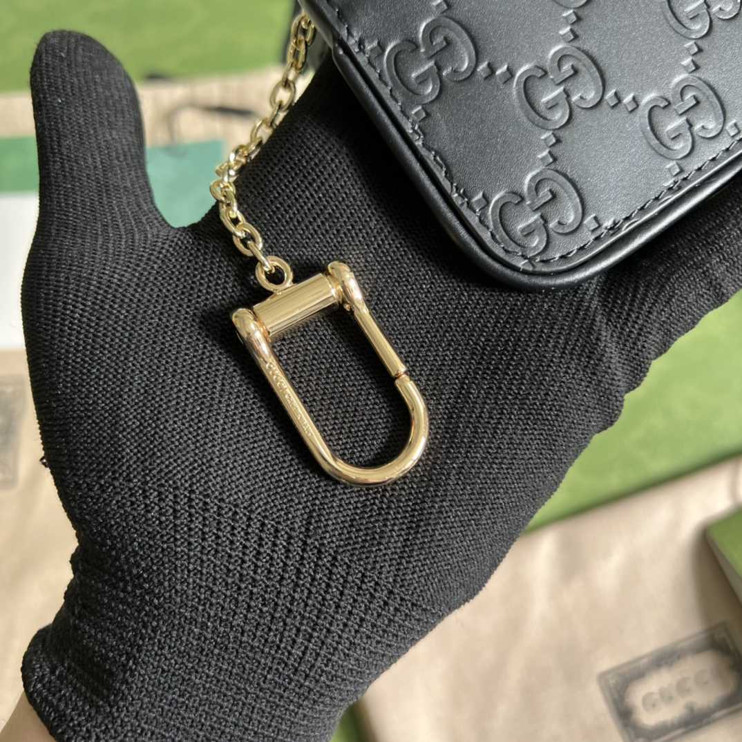 Gucci Signature Key Case(12-7.5-1.5cm) - PerfectKickZ