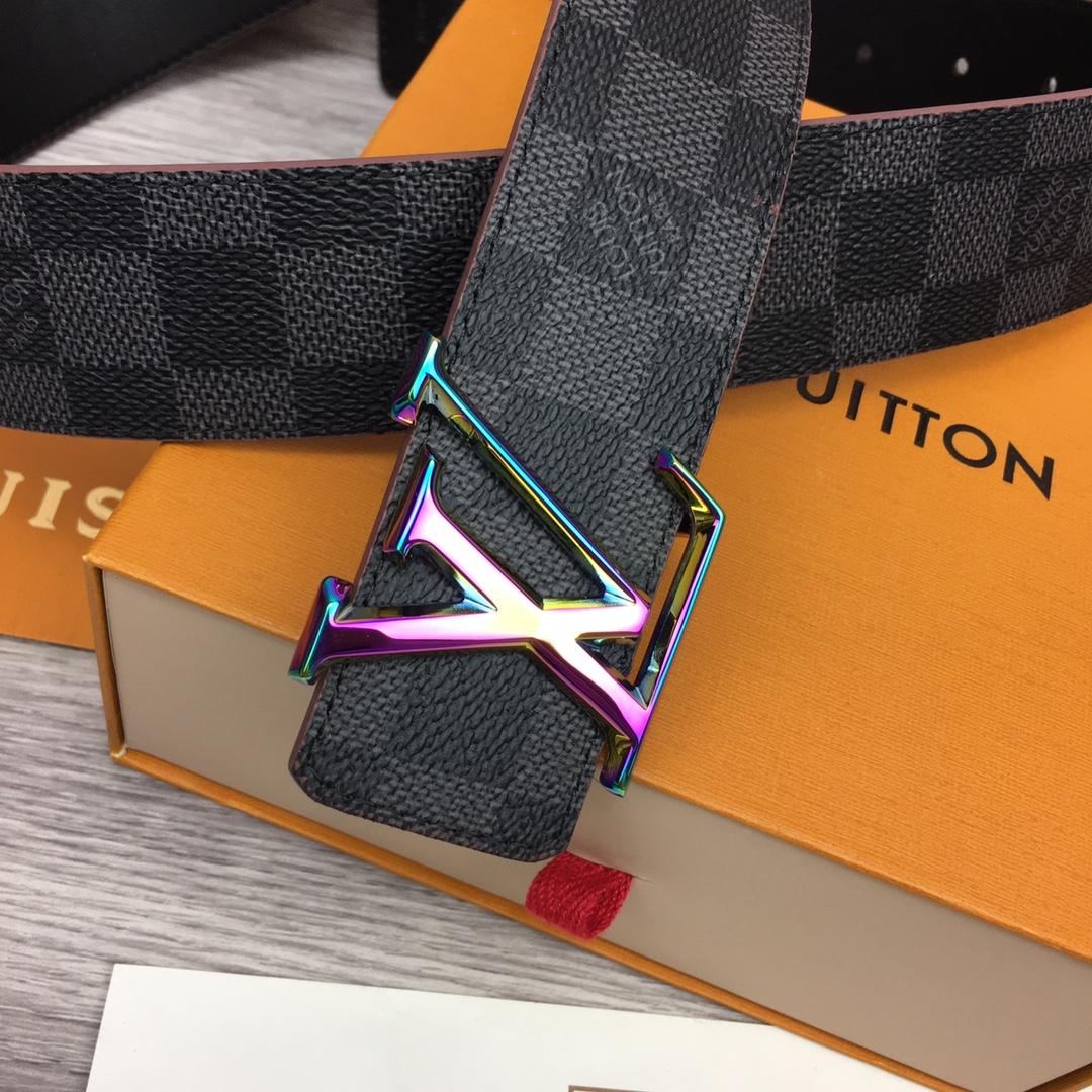 Louis Vuitton  LV Initiales 40mm Reversible Belt - 