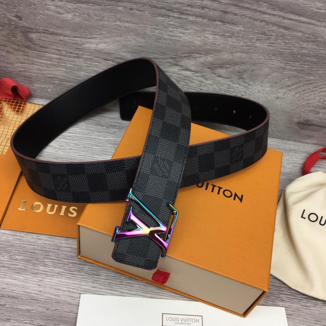 Louis Vuitton  LV Initiales 40mm Reversible Belt - PerfectKickZ