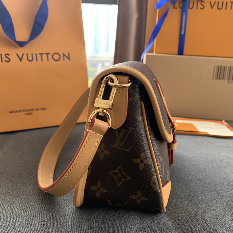 Louis Vuitton Diane(25-9-15cm)   M45985 - PerfectKickZ